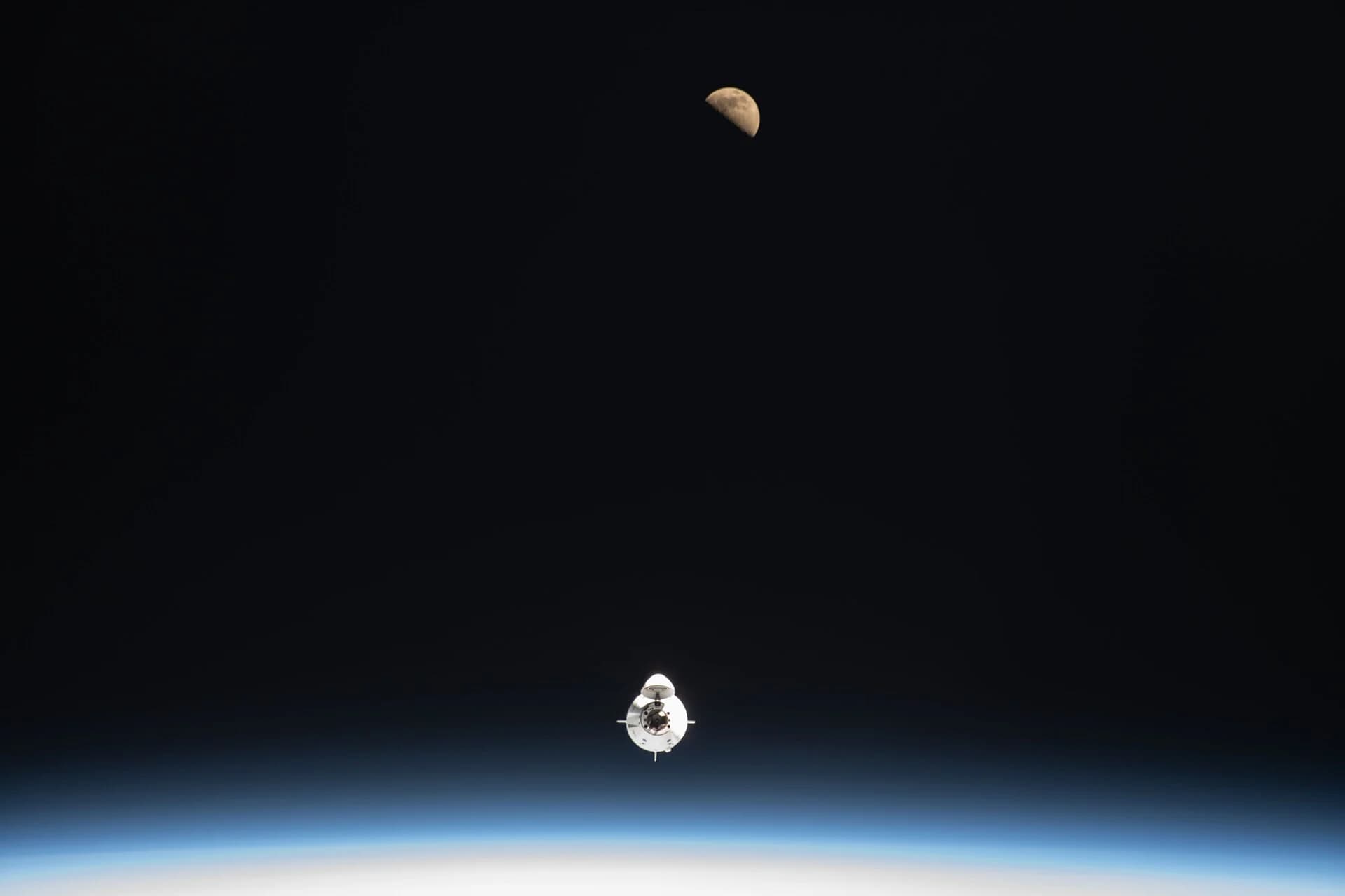 La misión Psyche de la NASA capturó el creciente Marte