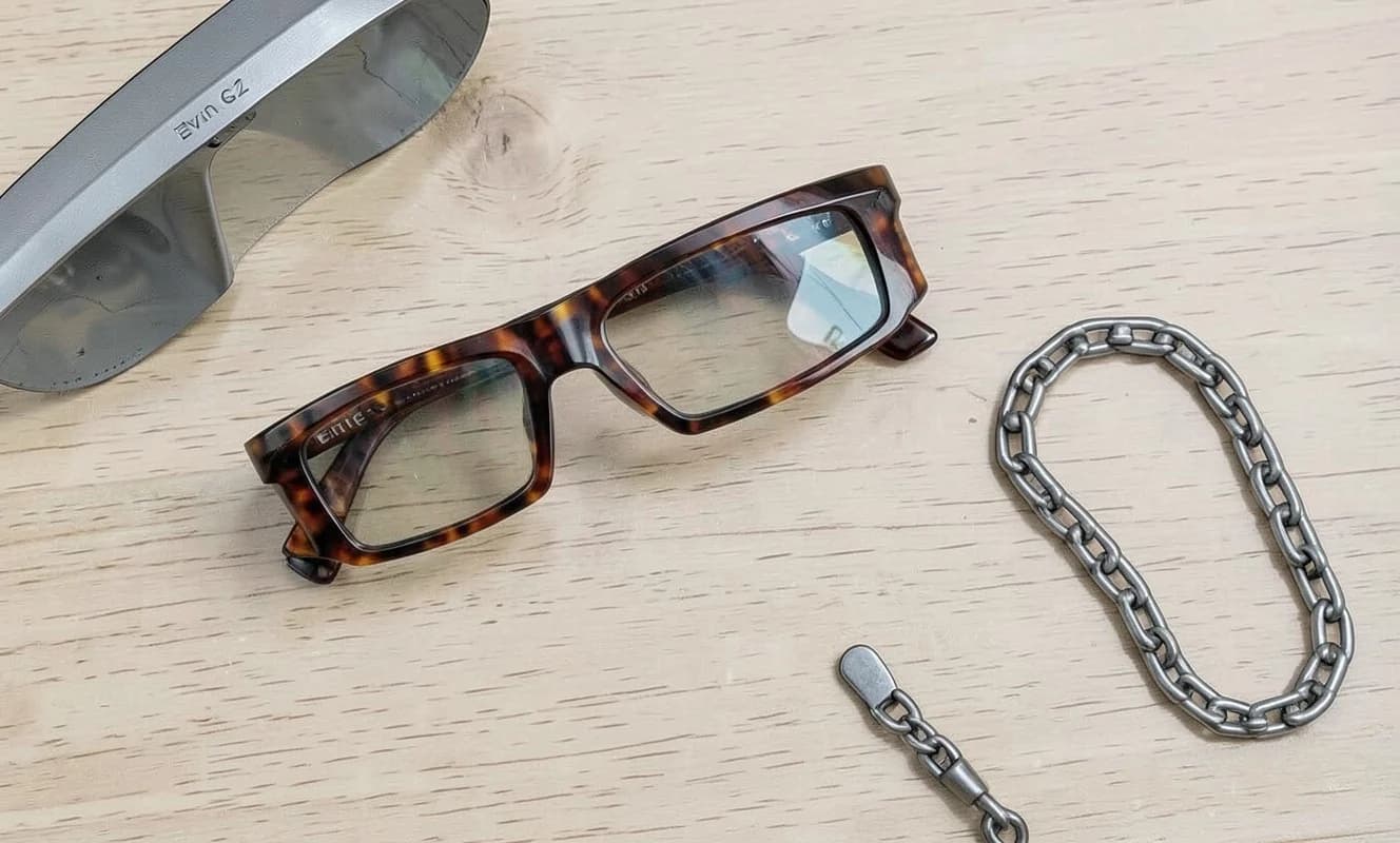 Even Realities, akıllı gözlük Even G2'ye 'Brown 2' rengini ve iki aksesuarı ekledi