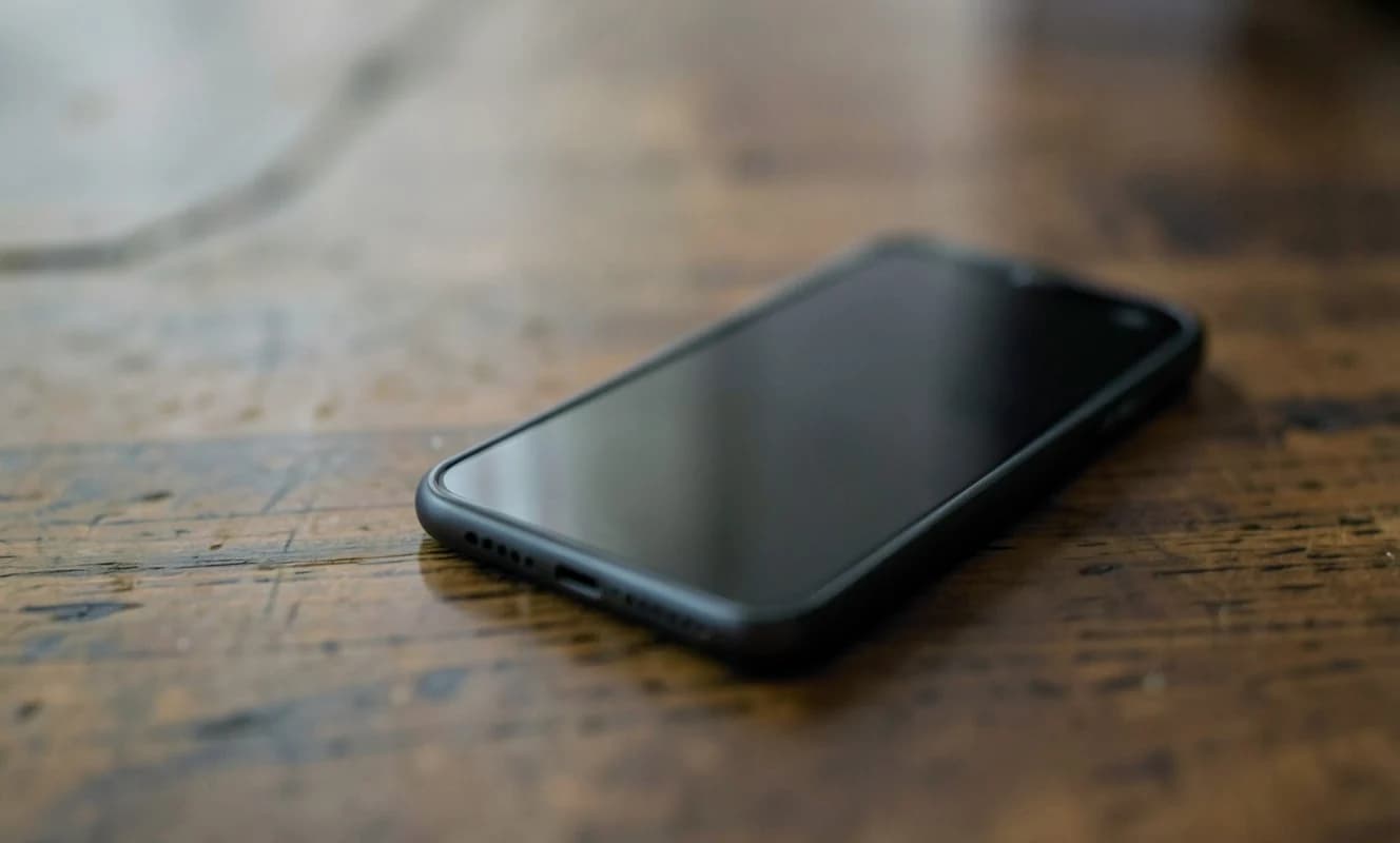 2026年の最もミニマリストなスマホ：デジタルデトックス向けの選択肢