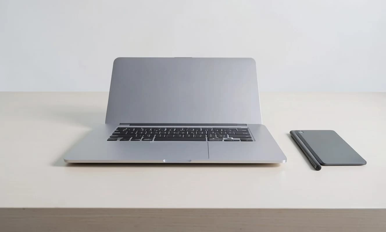 Apple dokunmatik ekranlı MacBook Pro modellerini duyurdu