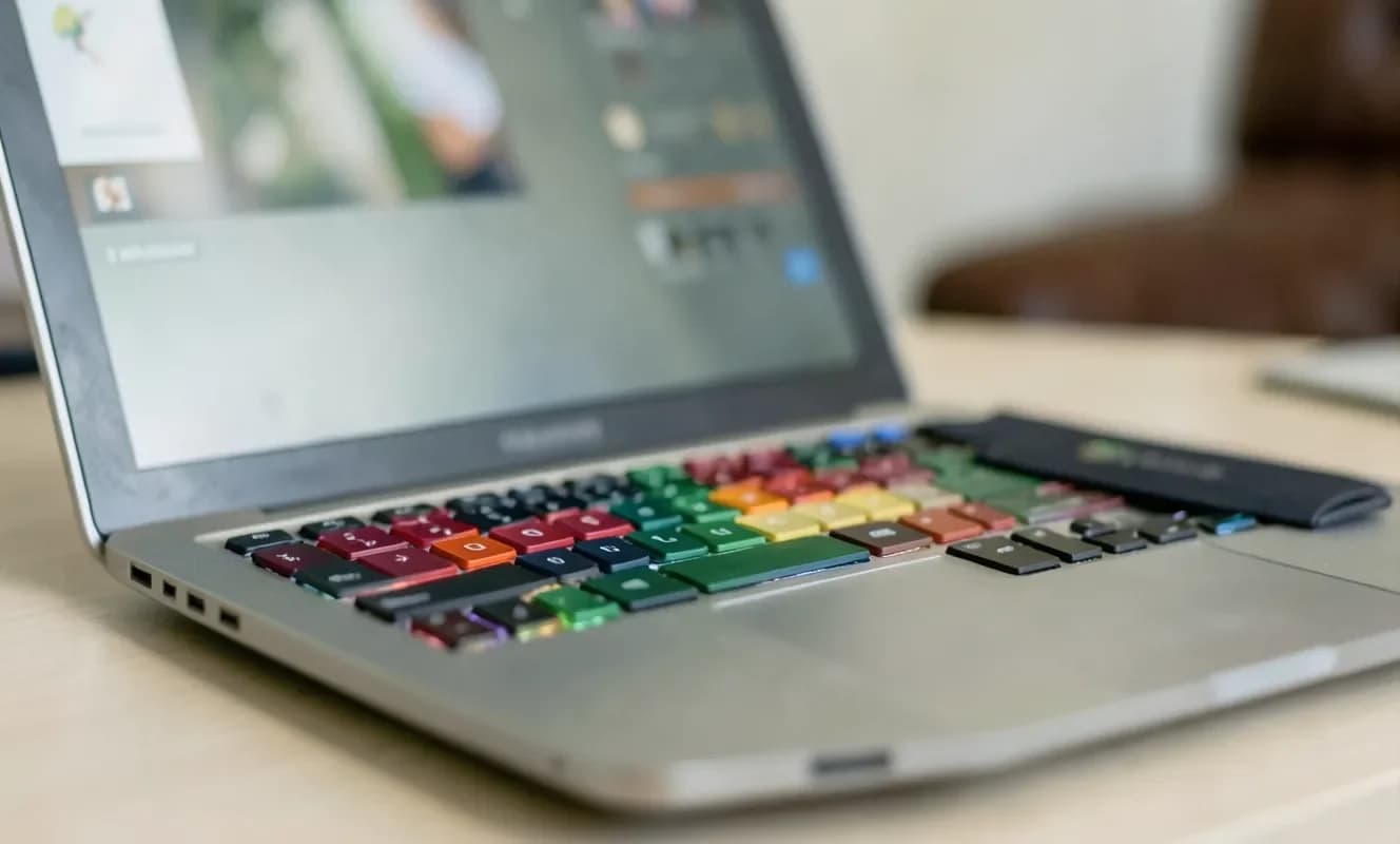 Polychromatic 0.9.8、Razer Blade 16 2023対応でリリース