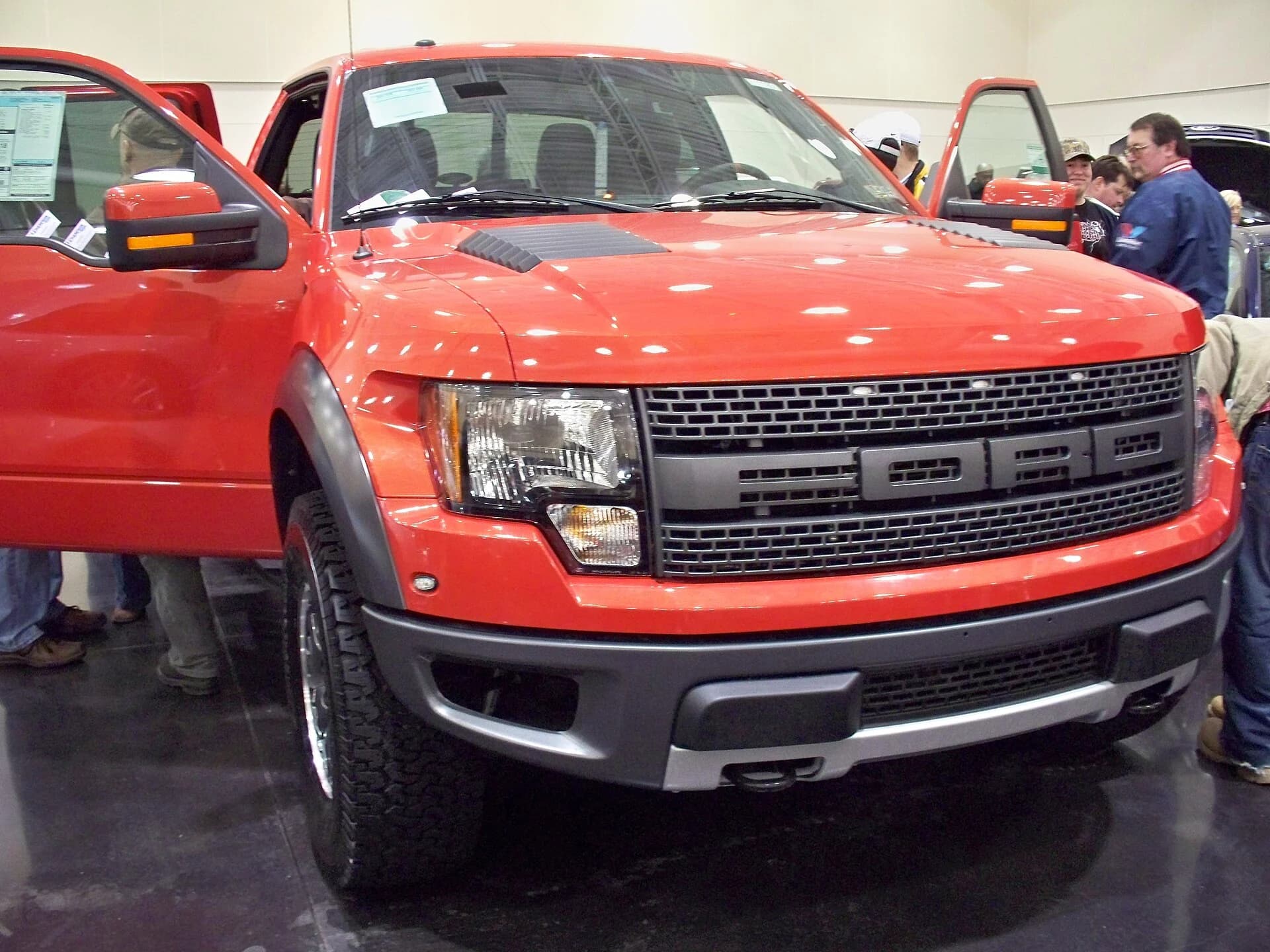 5台のピックアップトラックがFord F-150 Raptorの速度記録を抜いた
