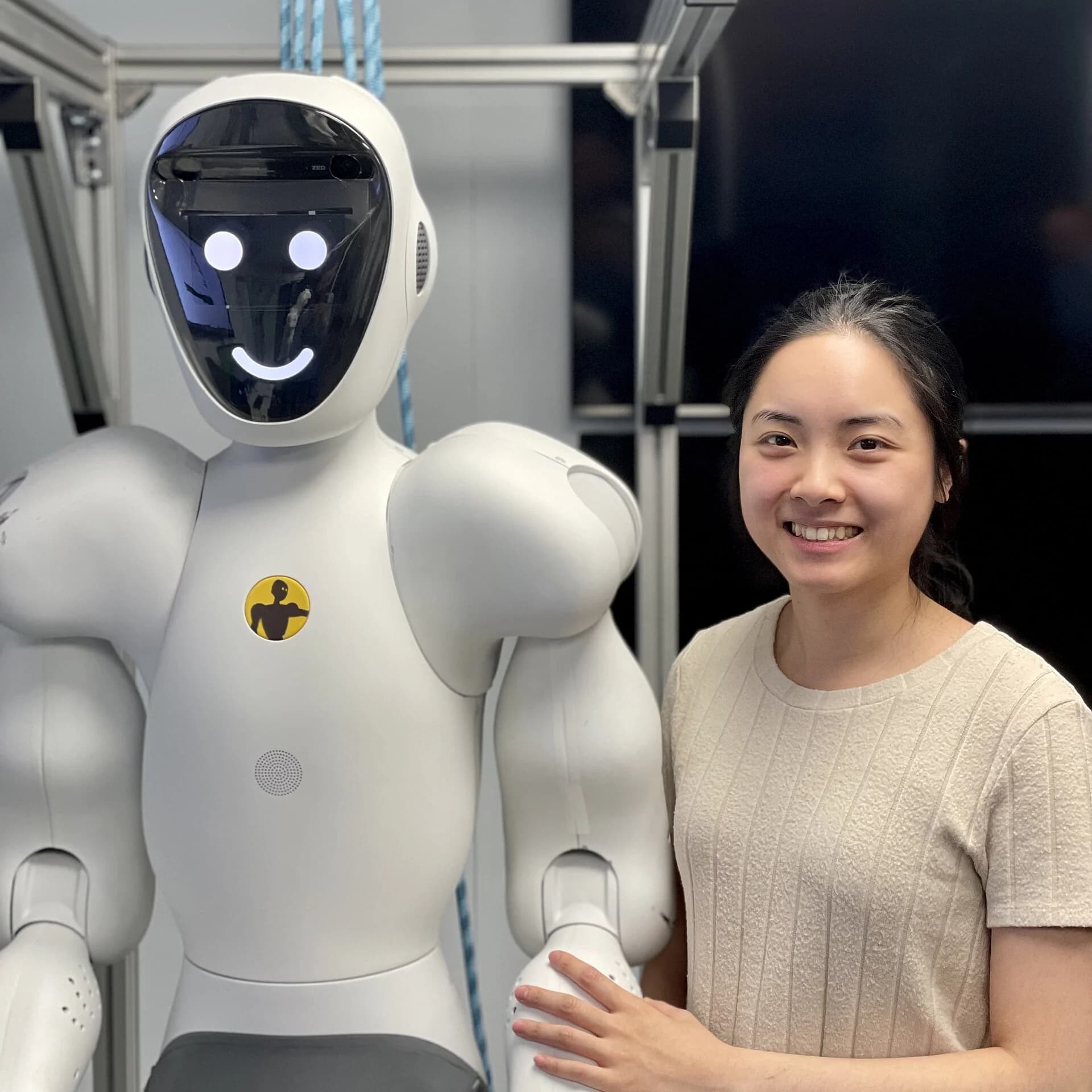 クアルコムのロボットがステージ上で故障、NEURA Roboticsの4NE-1モデルがキーノート中に停止