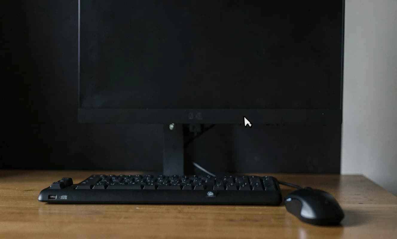Microsoft, Windows 11 KB5120998 Güncellemesinin Fare İmleci ve Duvar Kağıdı Sorunlarını Kabul Etti