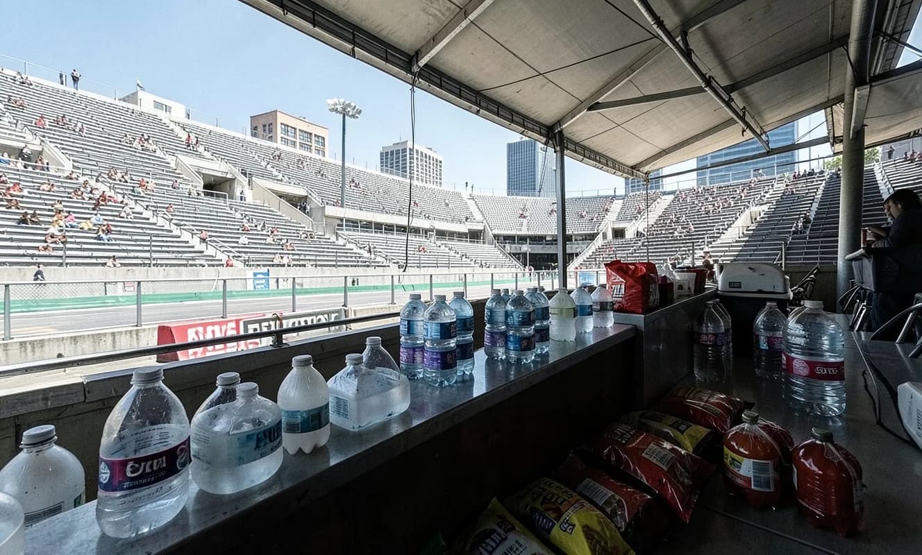 マドリードGPで飲食物持ち込み禁止と高額価格：水3.50ユーロ、ビール7ユーロ、サンドイッチ14ユーロ — 消費者団体Facuaが提訴