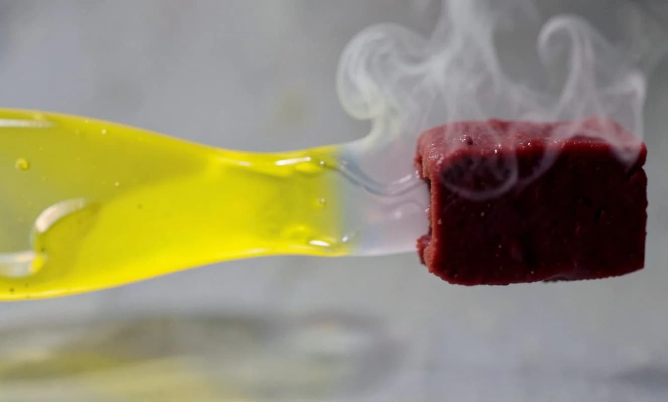 Las propiedades de los líquidos se controlan de forma reversible mediante vapor
